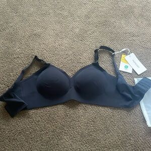 Brand new! momcozy nursing bra size large